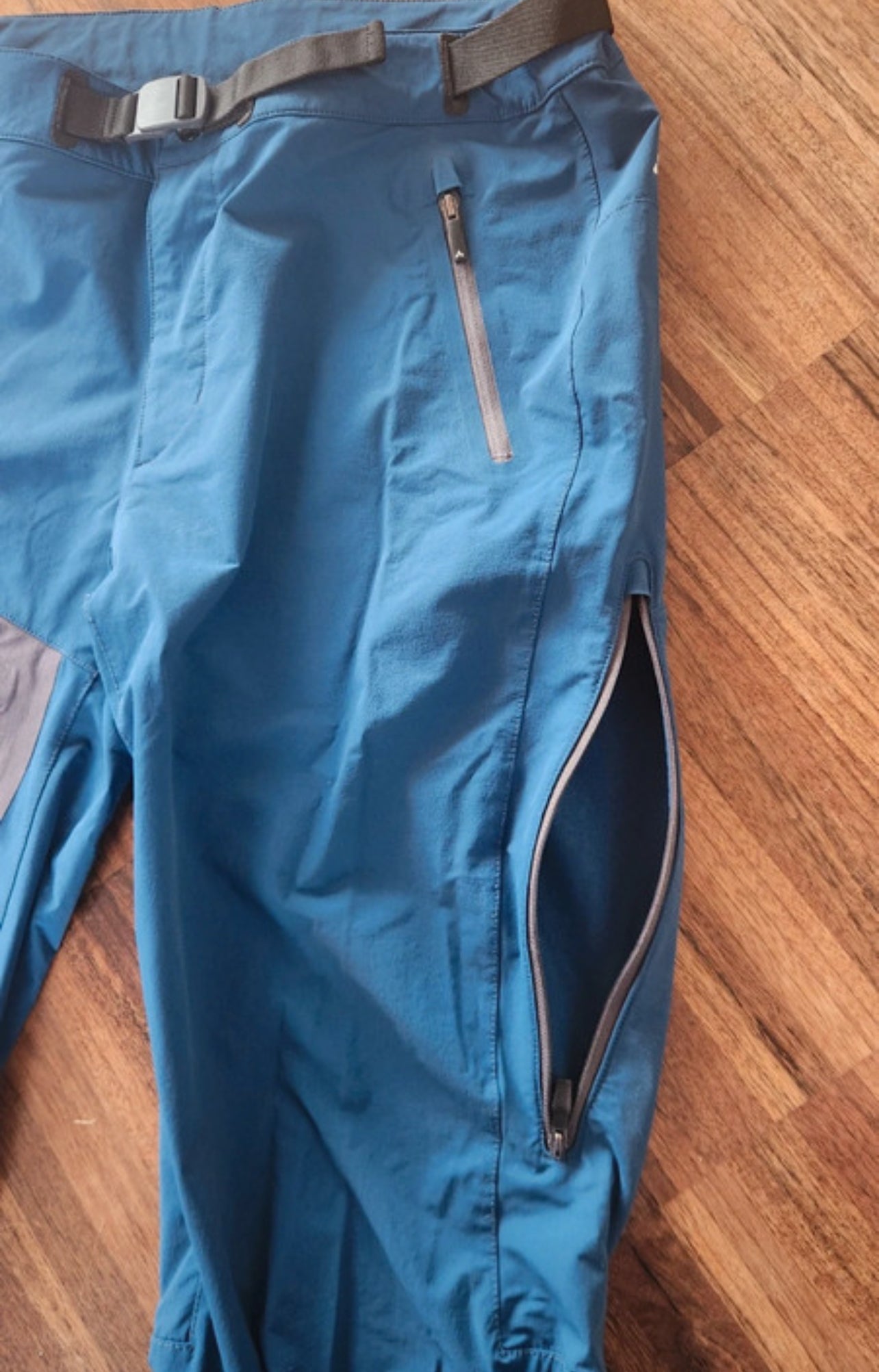 Touren Hose von Vaude (L Herren) Stretch Windproof 80 blau