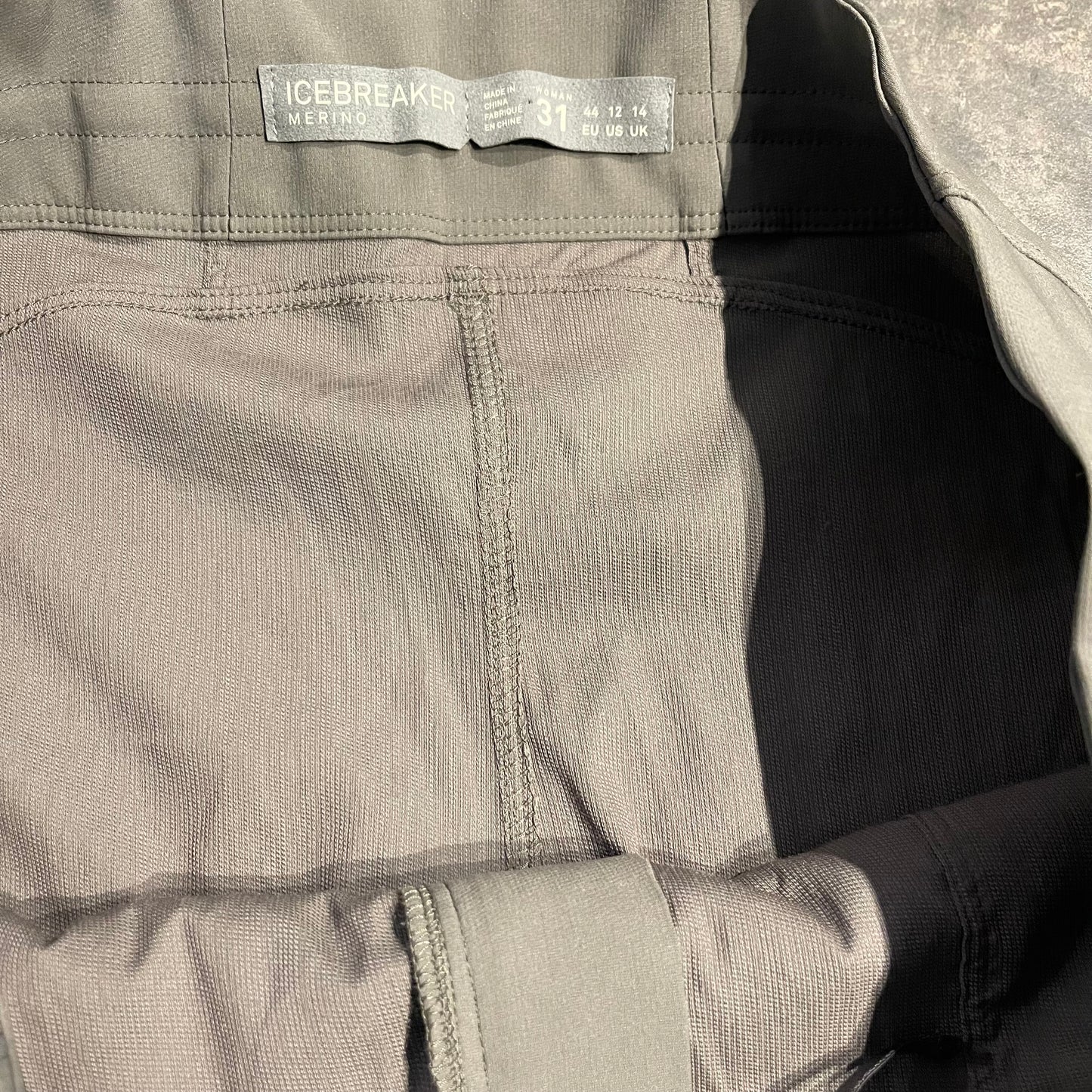 3/4 Wander Hose Icebreaker (L / XL Damen 31) Merino Capri Stretch grau