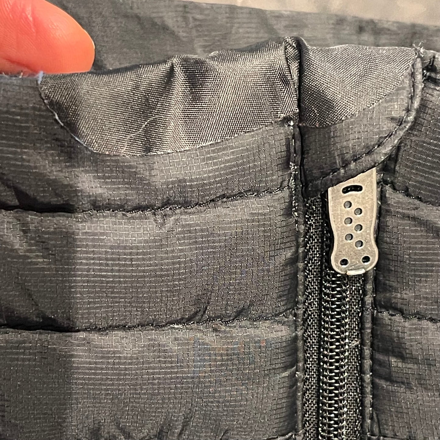Patagonia leichte Daunen Jacke (Herren L) schwarz