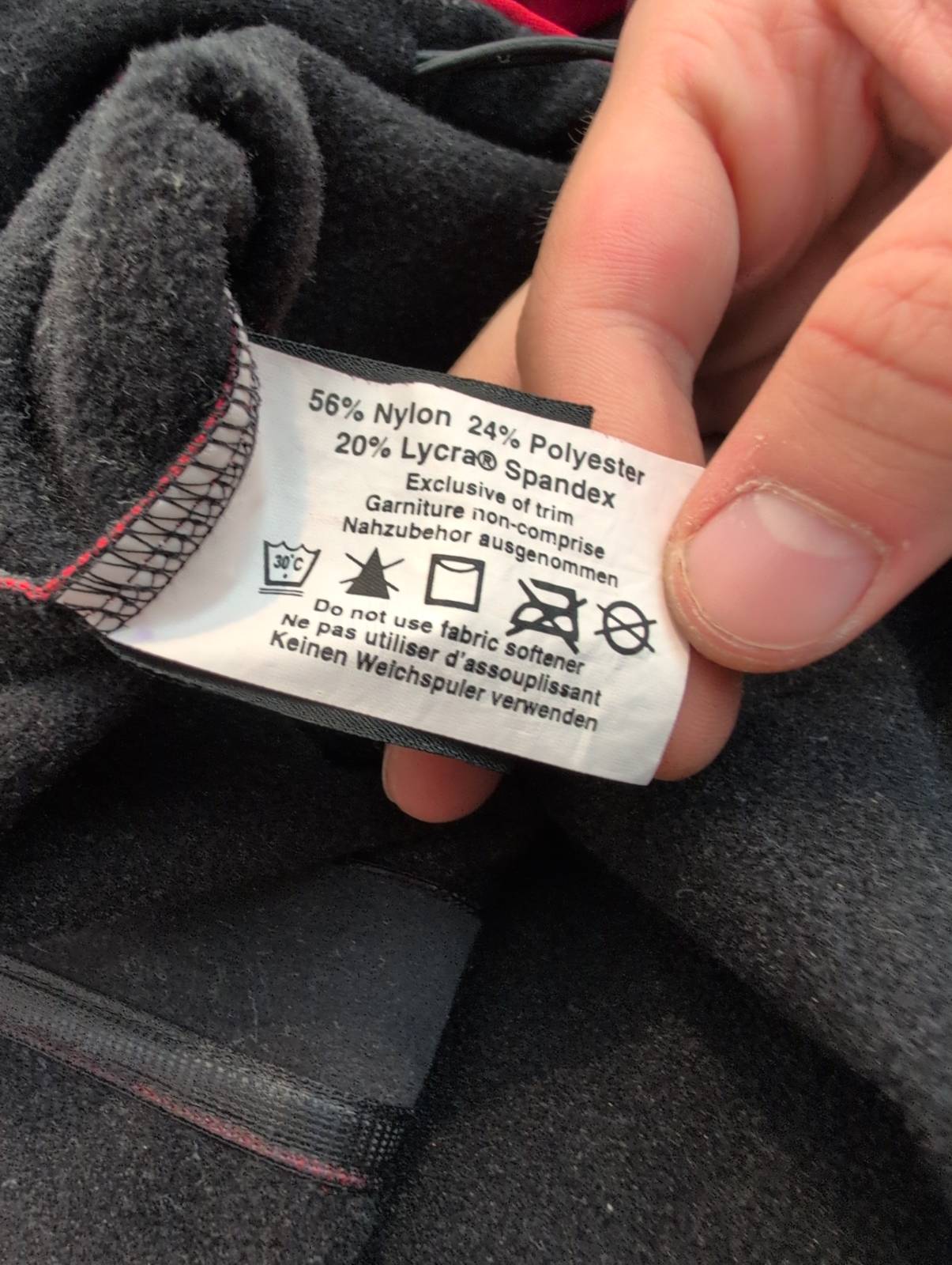 Jacke von Arcteryx (XS Damen) rot - wanderlich.com