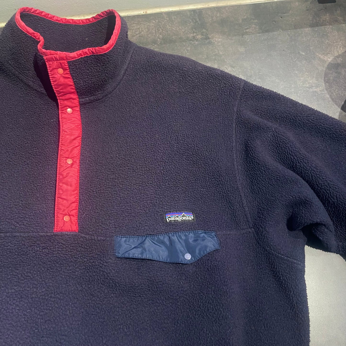 Patagonia Synchilla Fleece Pullover (XL) schwarz