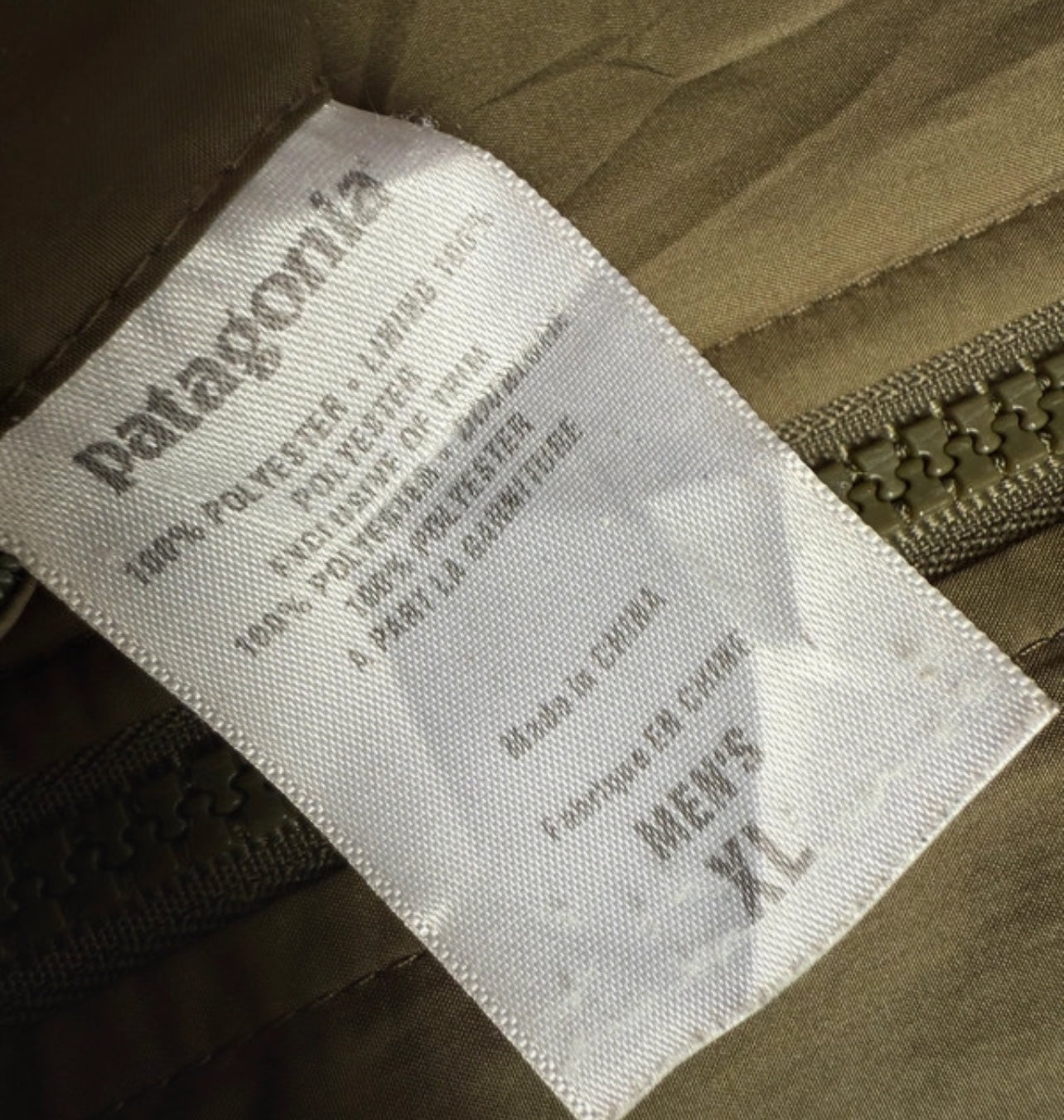 Patagonia Jacke (XL Herren / XXL Damen) Bomber gefüttert khaki