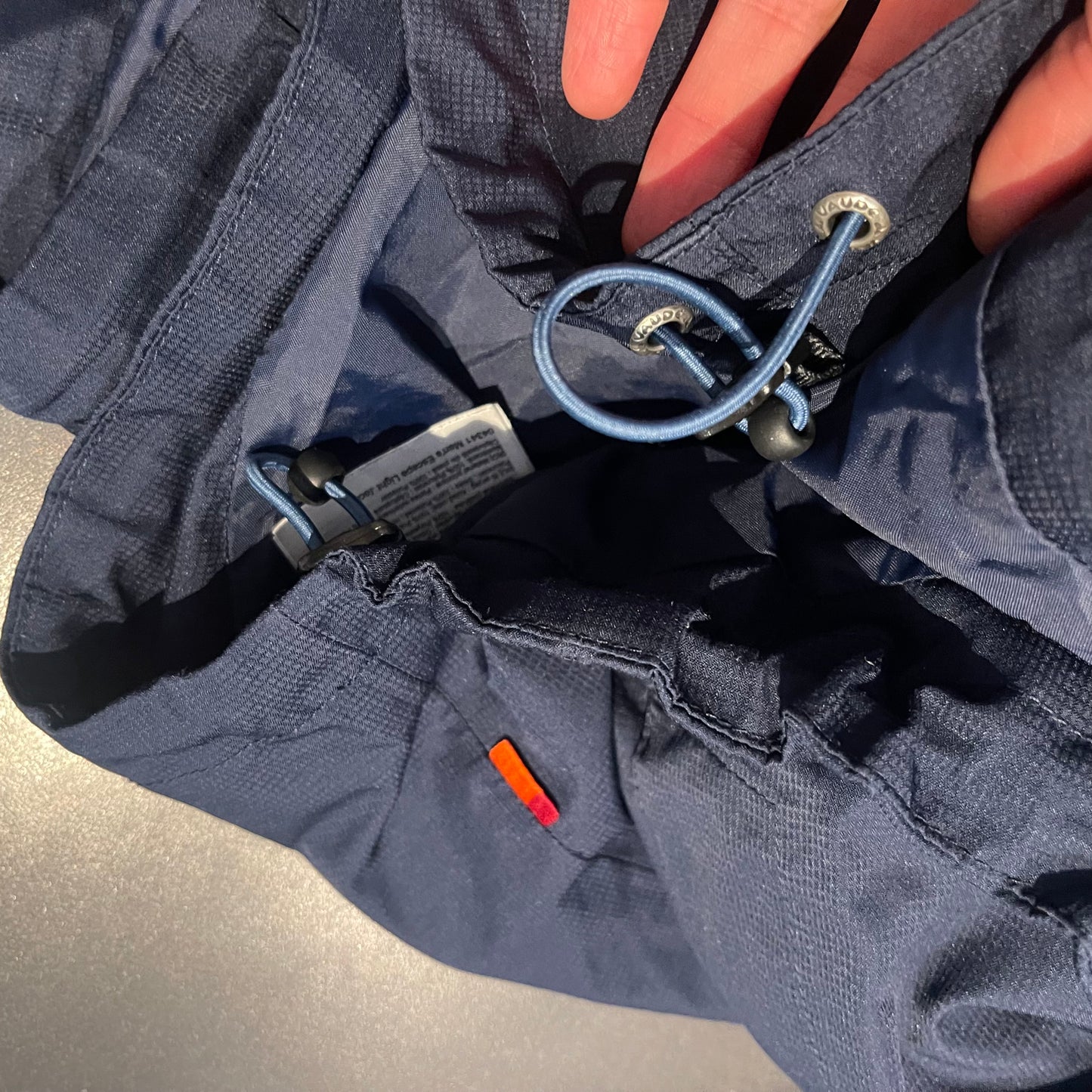 Outdoor Regen Jacke von Vaude (XL Herren ) dunkelblau