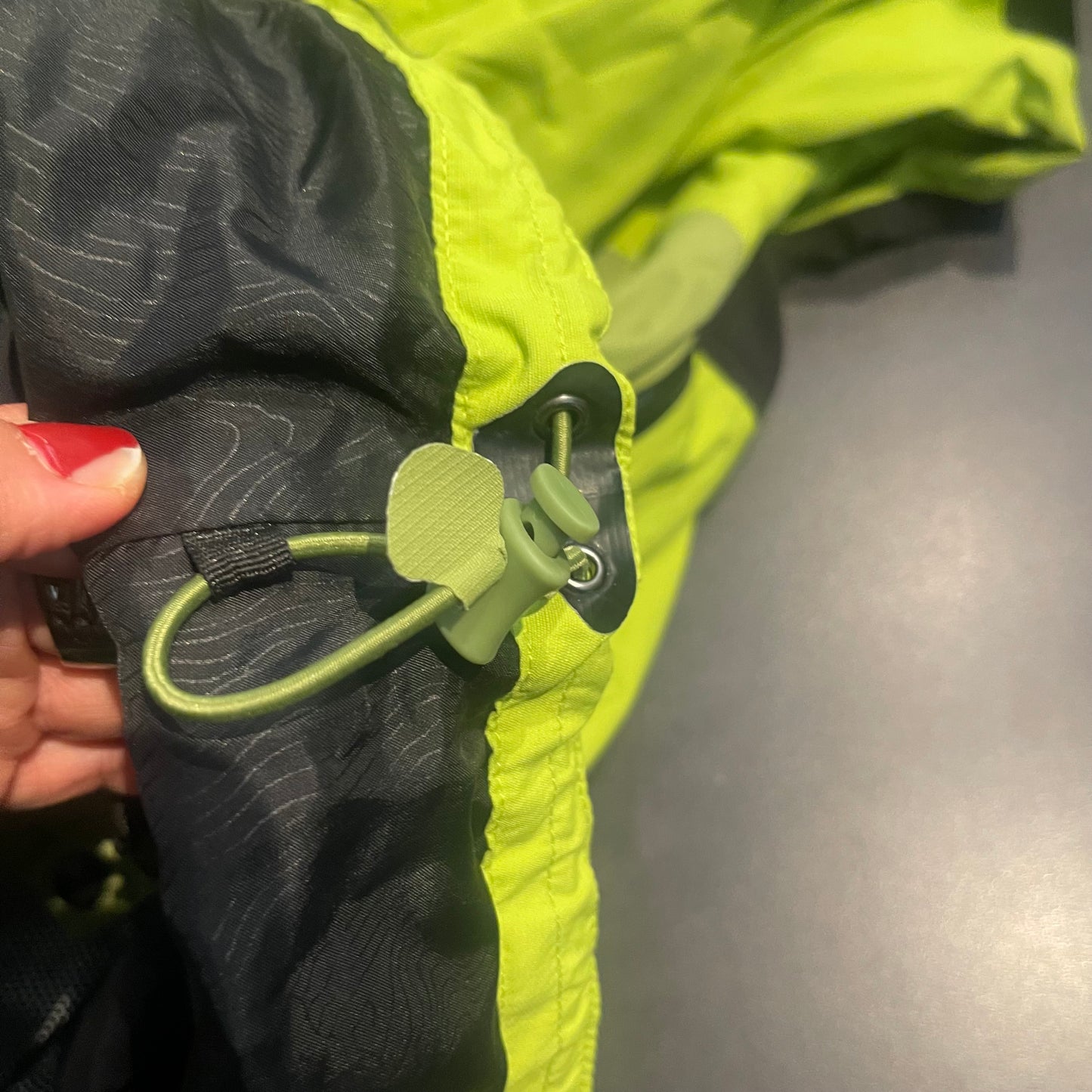 Snowboard Jacke von Salewa (L Herren) wasserdicht grün