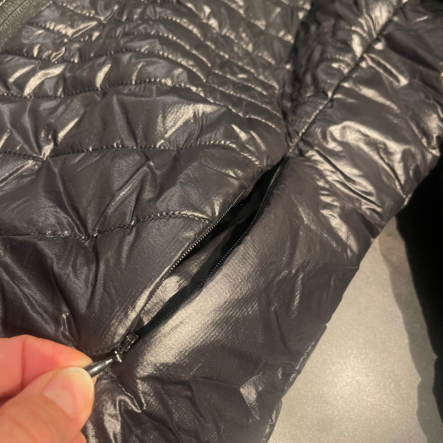 Kapuzen Jacke von Ortovox (L Damen) Swisswool schwarz