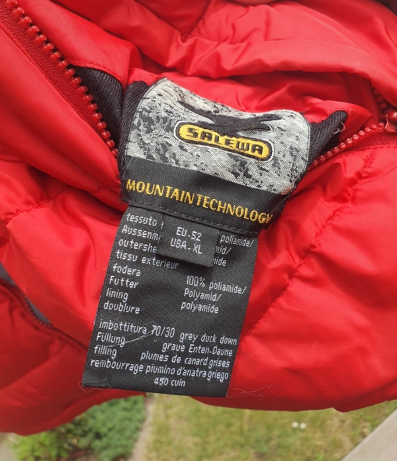 Daunen Wende Weste von Salewa (XL) rot und grau