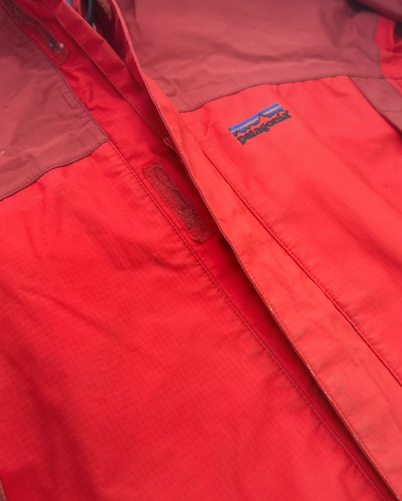 Snowboard Jacke von Patagonia (L Herren) Hardshell rot