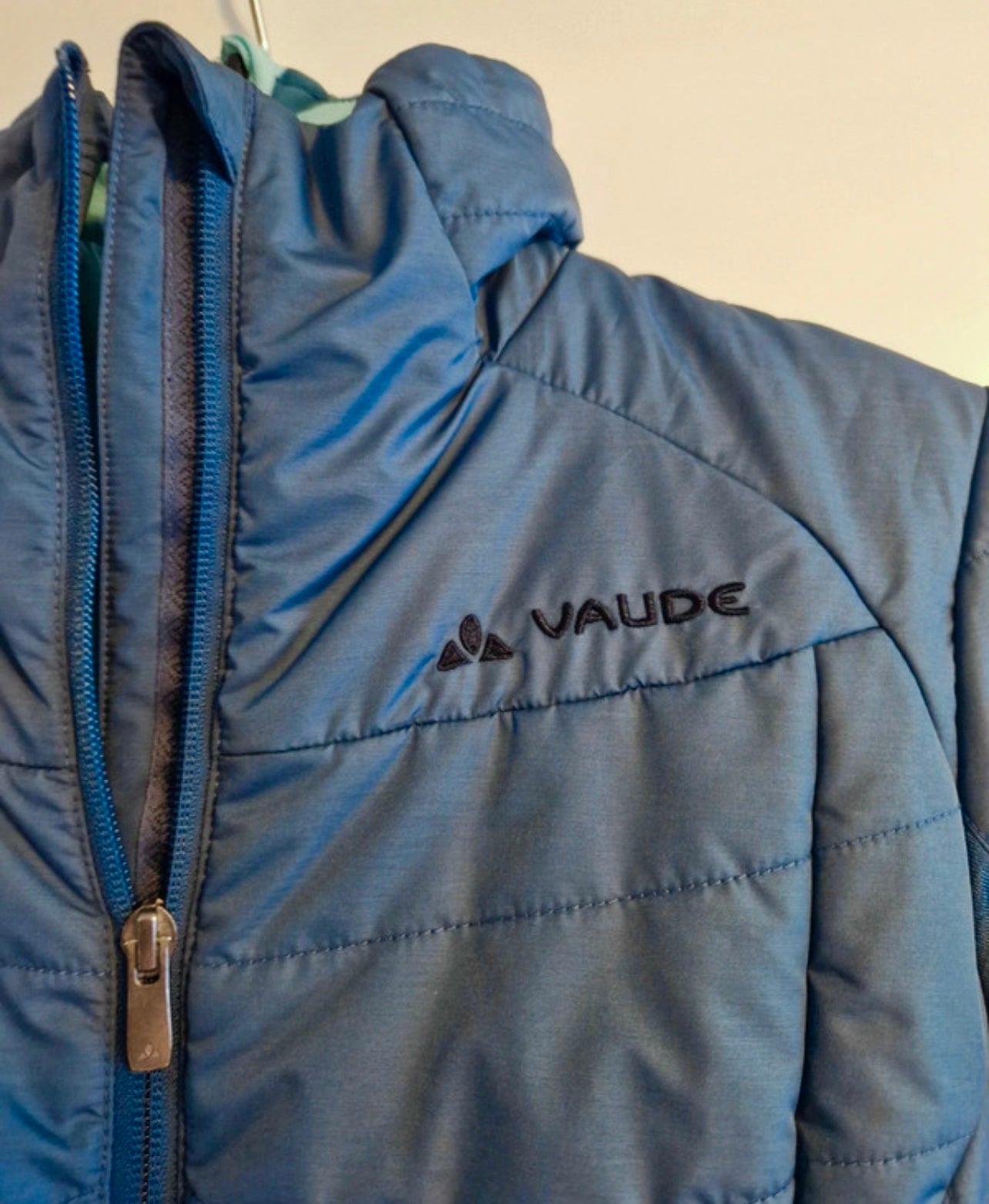 Warme Isolations Jacke Vaude (M/ 38 Damen) Primaloft blau