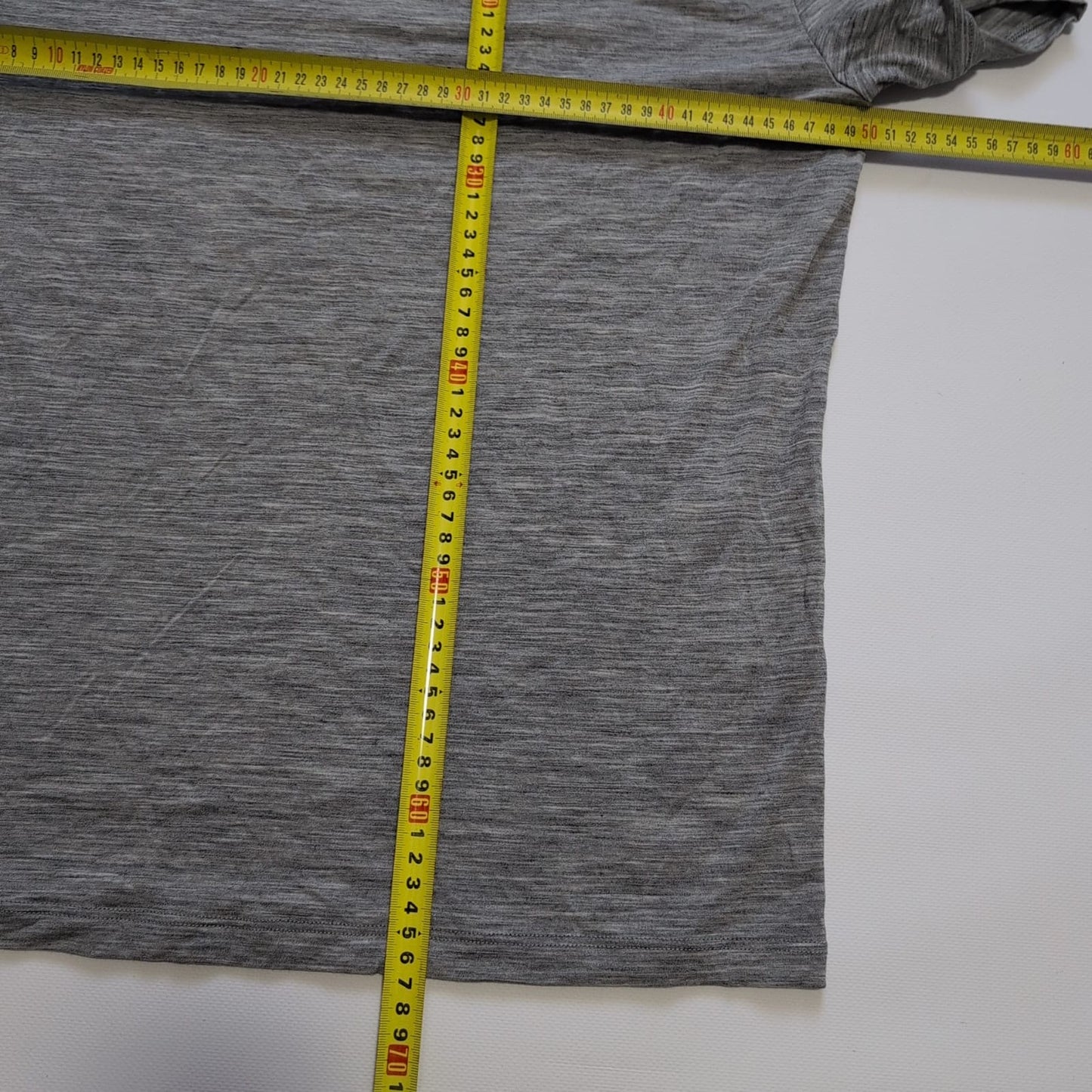 Merino T-Shirt von Icebreaker (M Herren) grau mit Print Berge