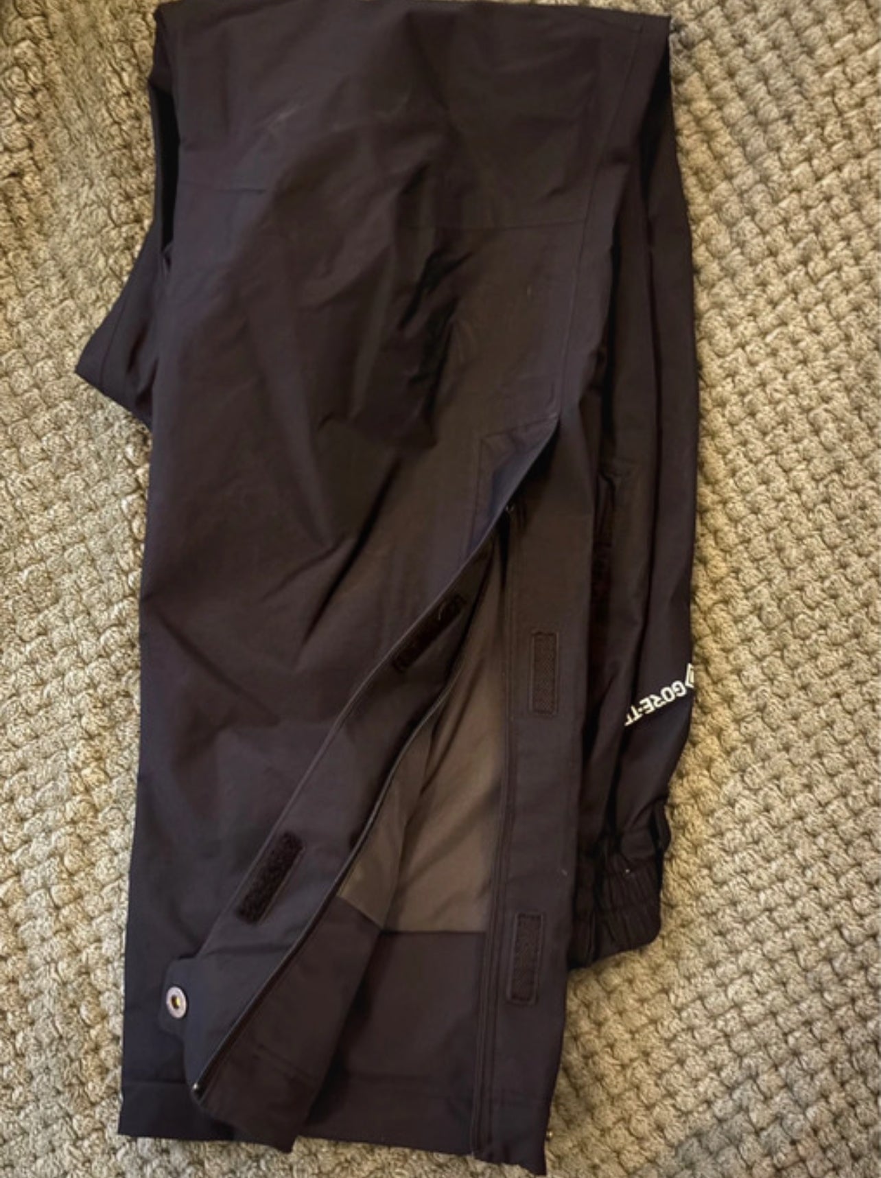 Regenhose von Haglöfs (XS) GoreTex Membran 3 Lagen schwarz