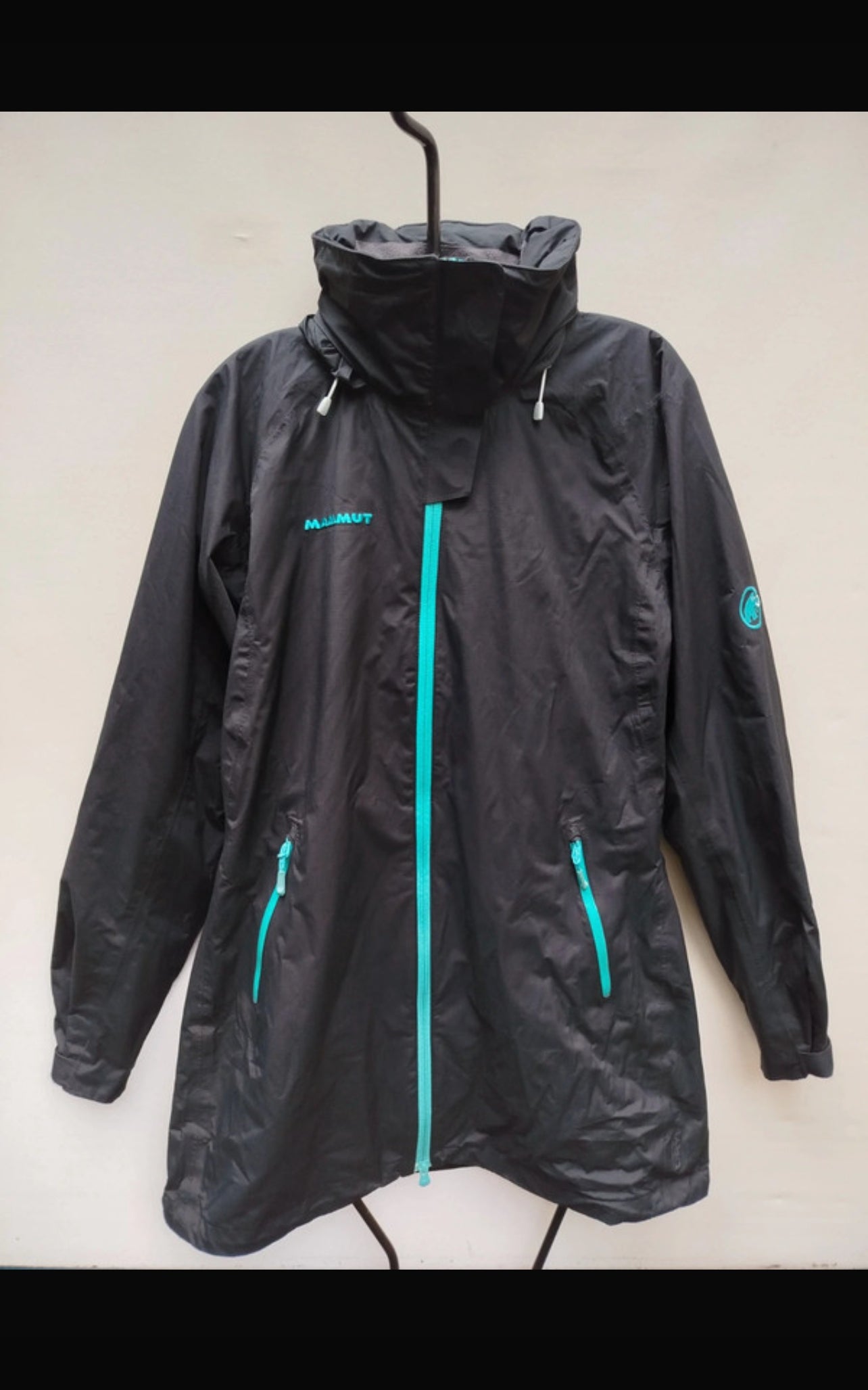 Verlängerte Regen Jacke von Mammut (M Damen) Parka schwarz