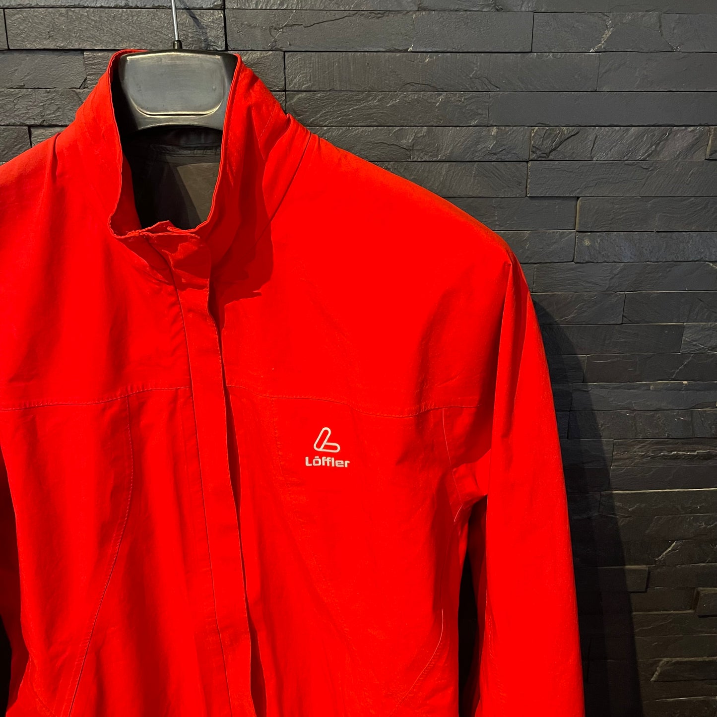 GoreTex Jacke von Löffler (XL Damen / L Herren) Windstopper wasserdicht rot