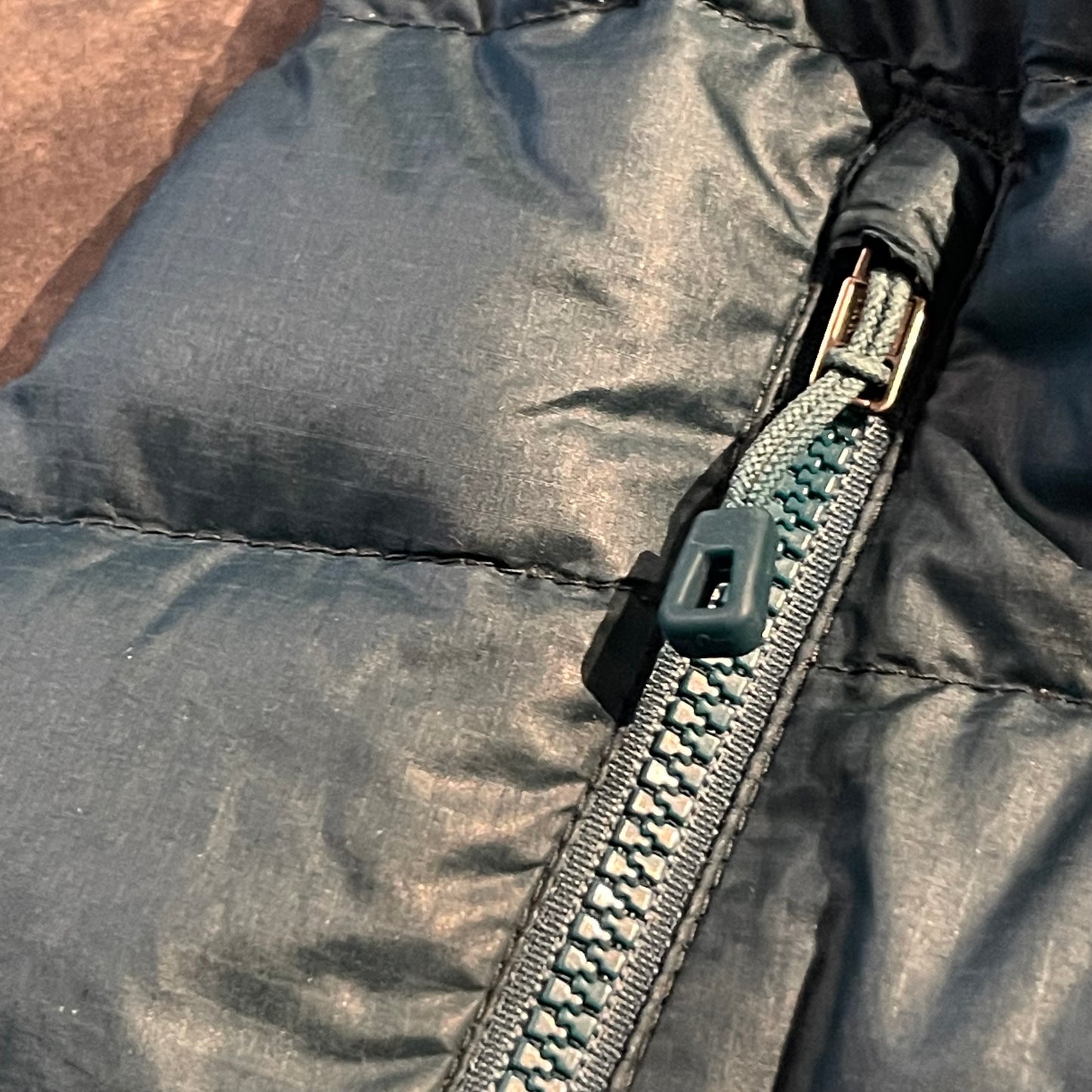 Patagonia Daunen Jacke (Herren S) türkis mit Kapuze