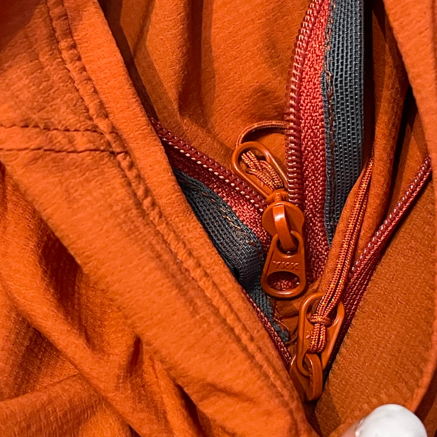 Jacke von Arcteryx (S Herren) Windstopper mit Kapuze orange