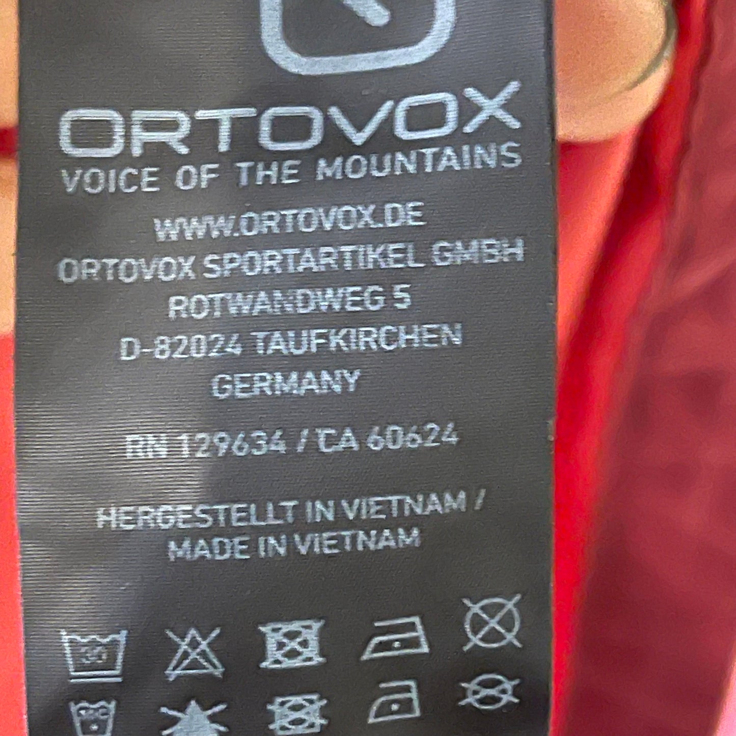 Ortovox Corvara 3L Jacke (M Damen) atmungsaktiv rosa-bordeaux