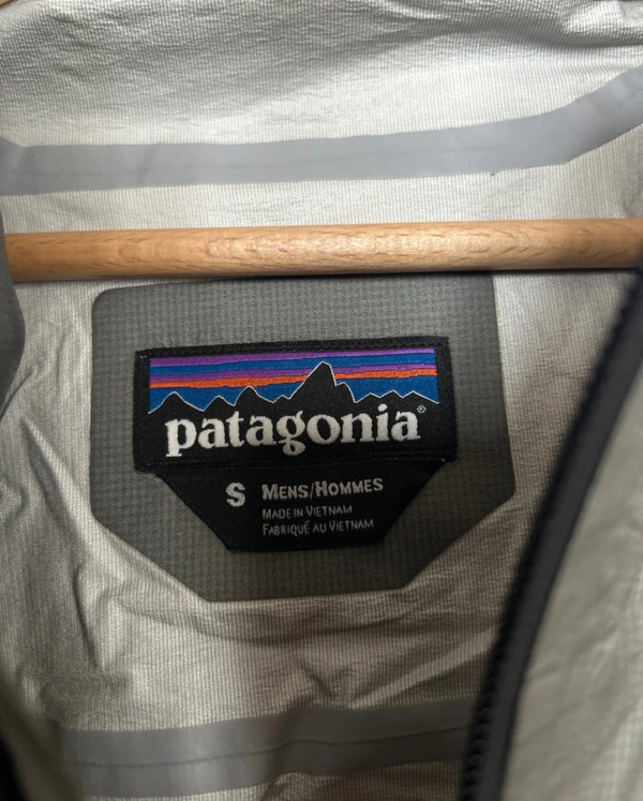 Regen Jacke von Patagonia (S Herren) Hardshell grau