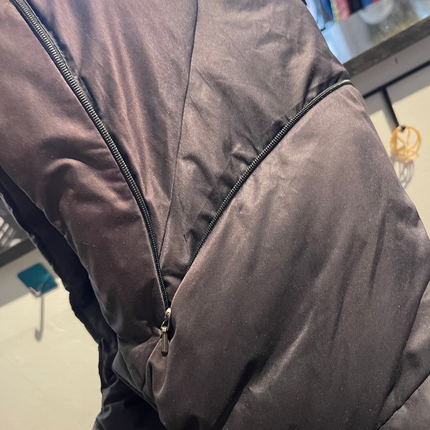 Patagonia Daunen Jacke (XS-S Damen) wasserabweisend Kapuze schwarz