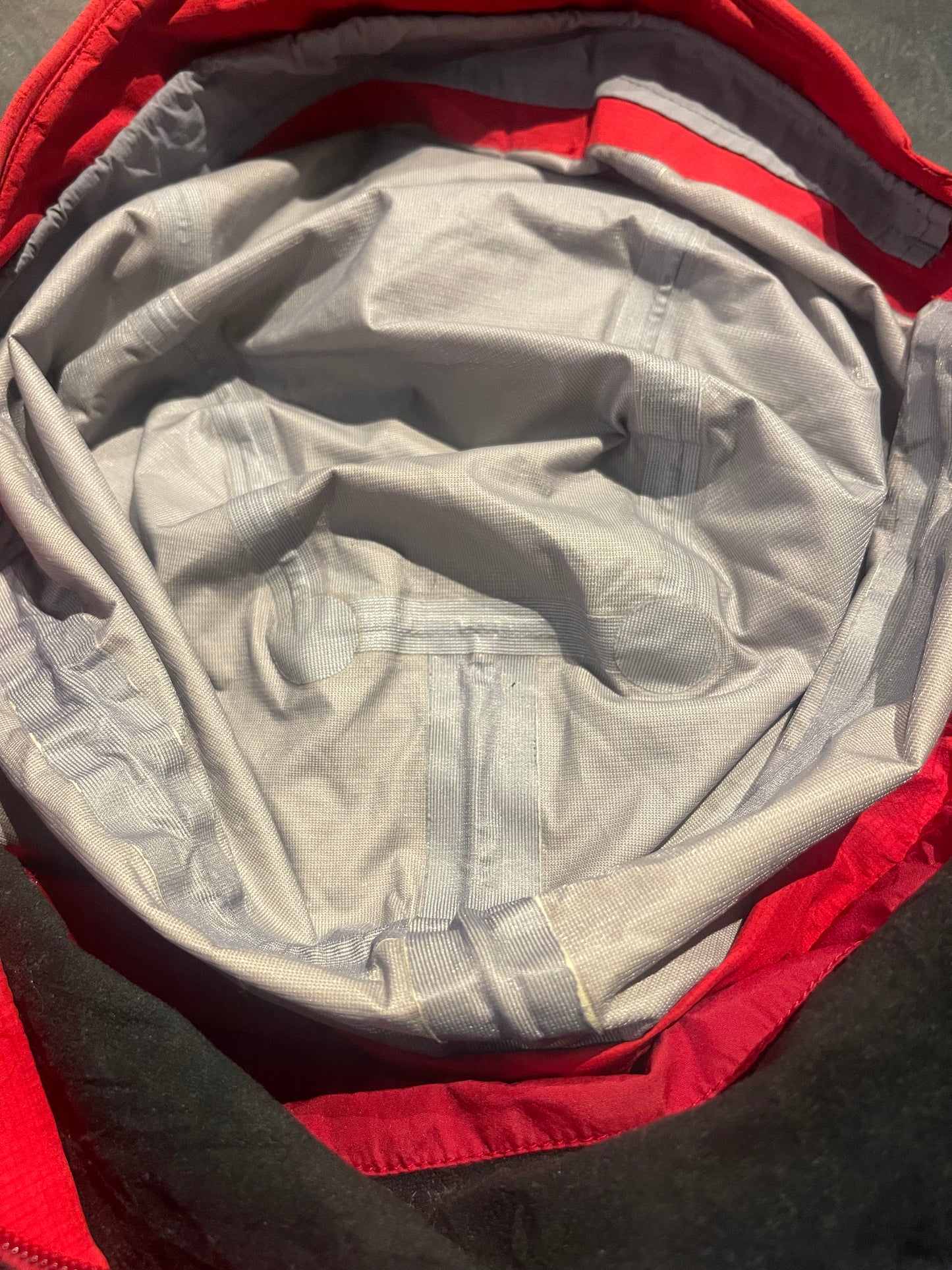 Hardshell Jacke von Haglöfs (L Damen) GoreTex XCR rot