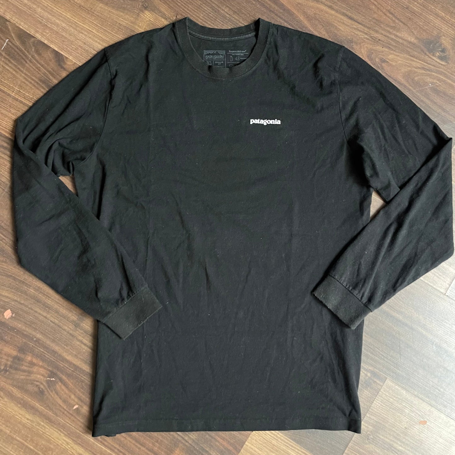 Longsleeve von Patagonia (M Herren) schwarz mit Backprint