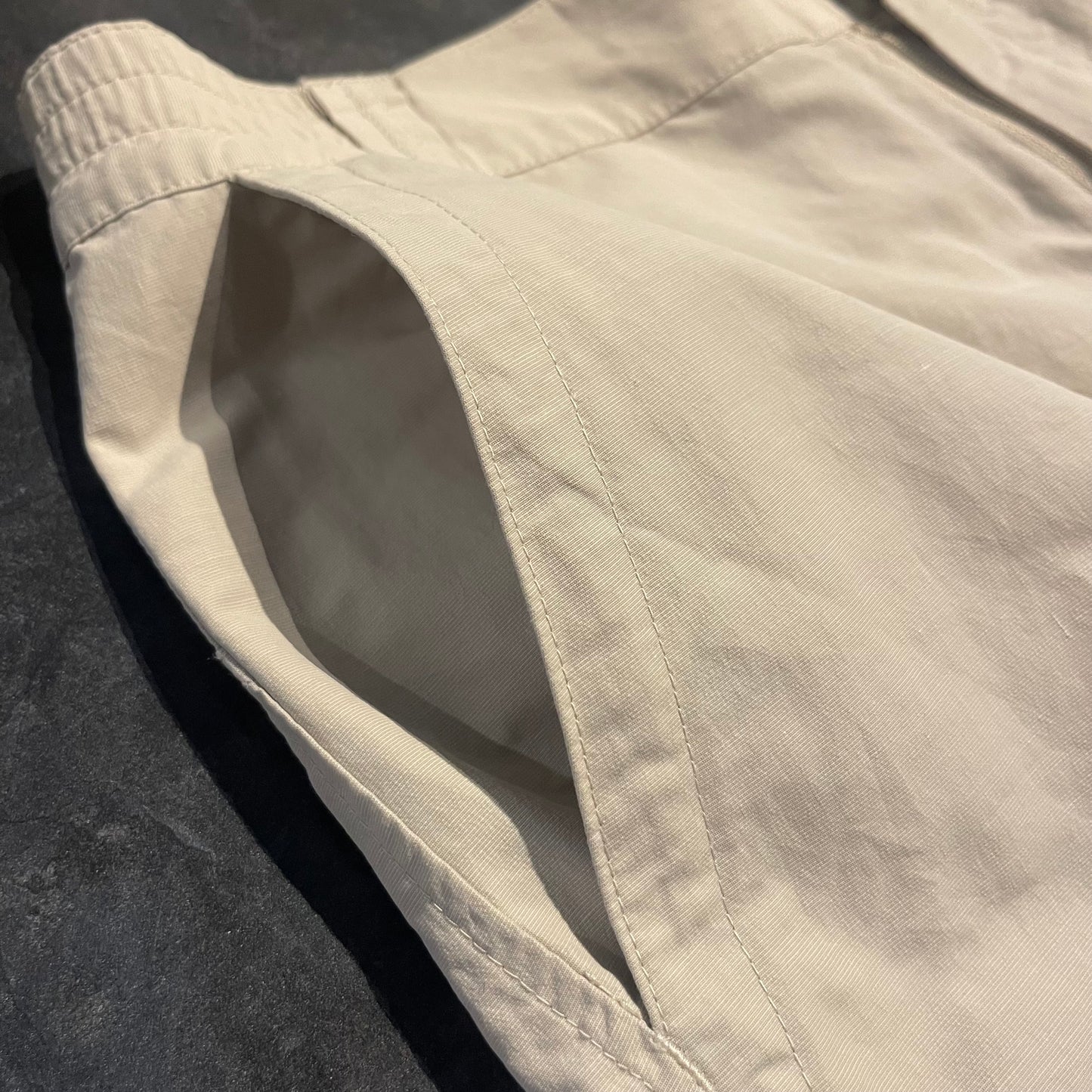 Kurze Trekking Hose Shorts von Fjällräven (M Damen) creme