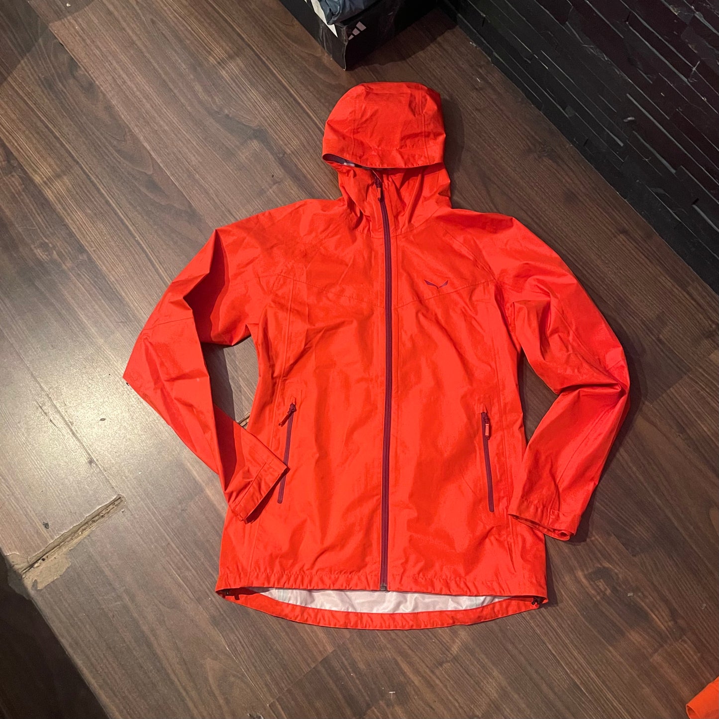 Regen Jacke von Salewa (M Damen) Hardshell rot