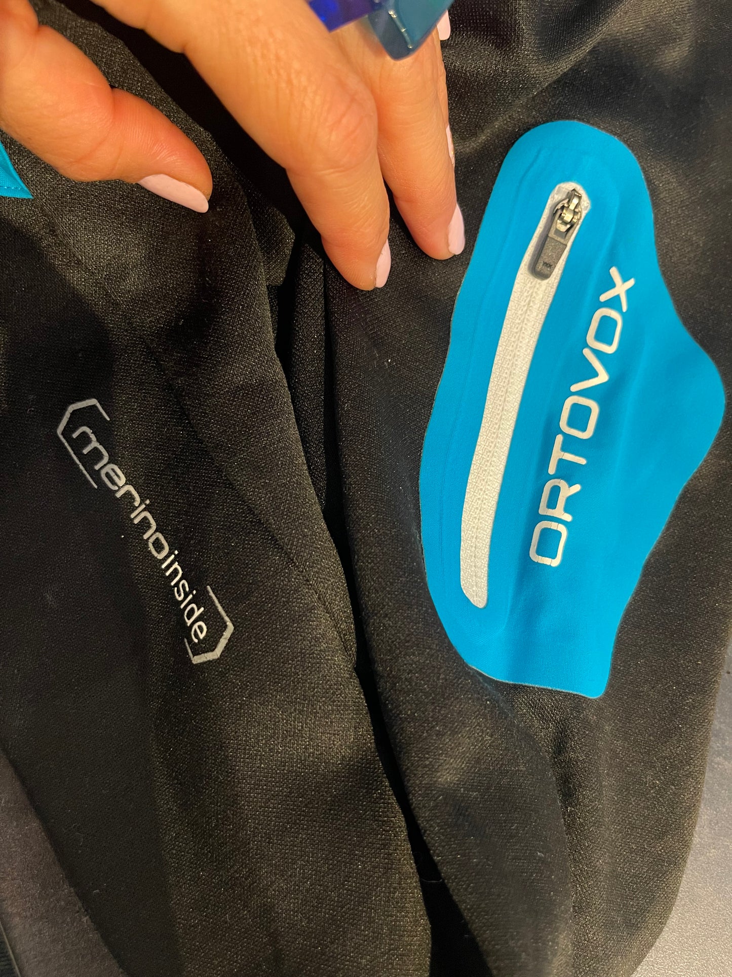 Ortovox Merino Jacke (S Damen) Zip Hoodie schwarz