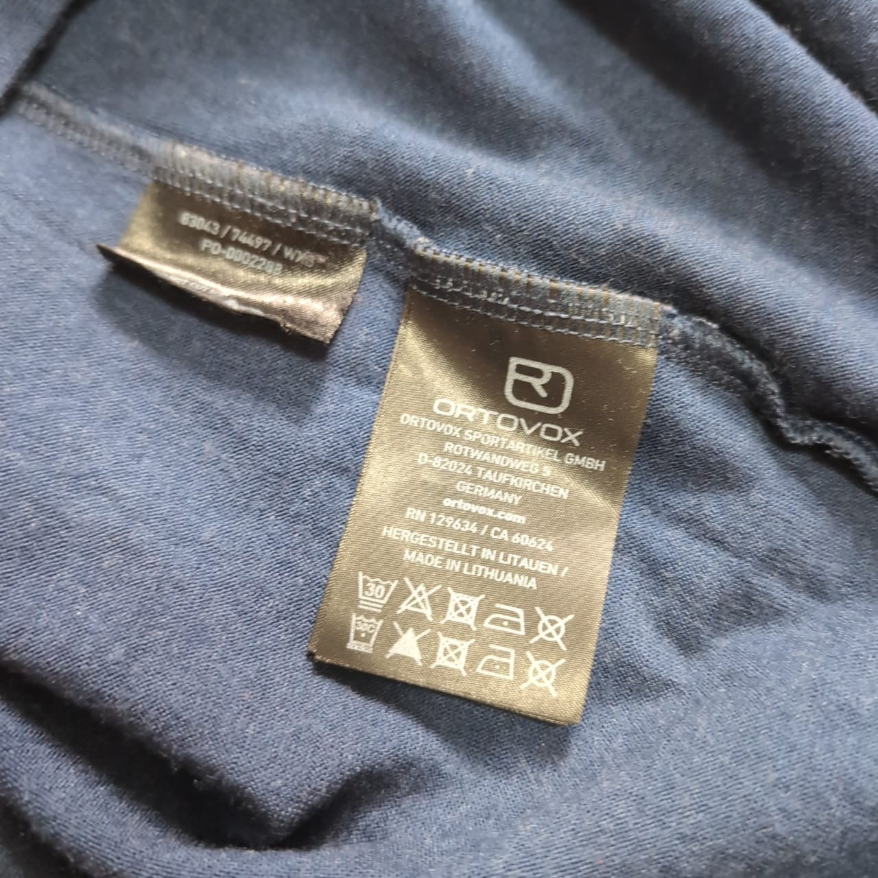 Pure Merino T-Shirt von Ortovox (M Herren) dunkelblau mit Brustprint