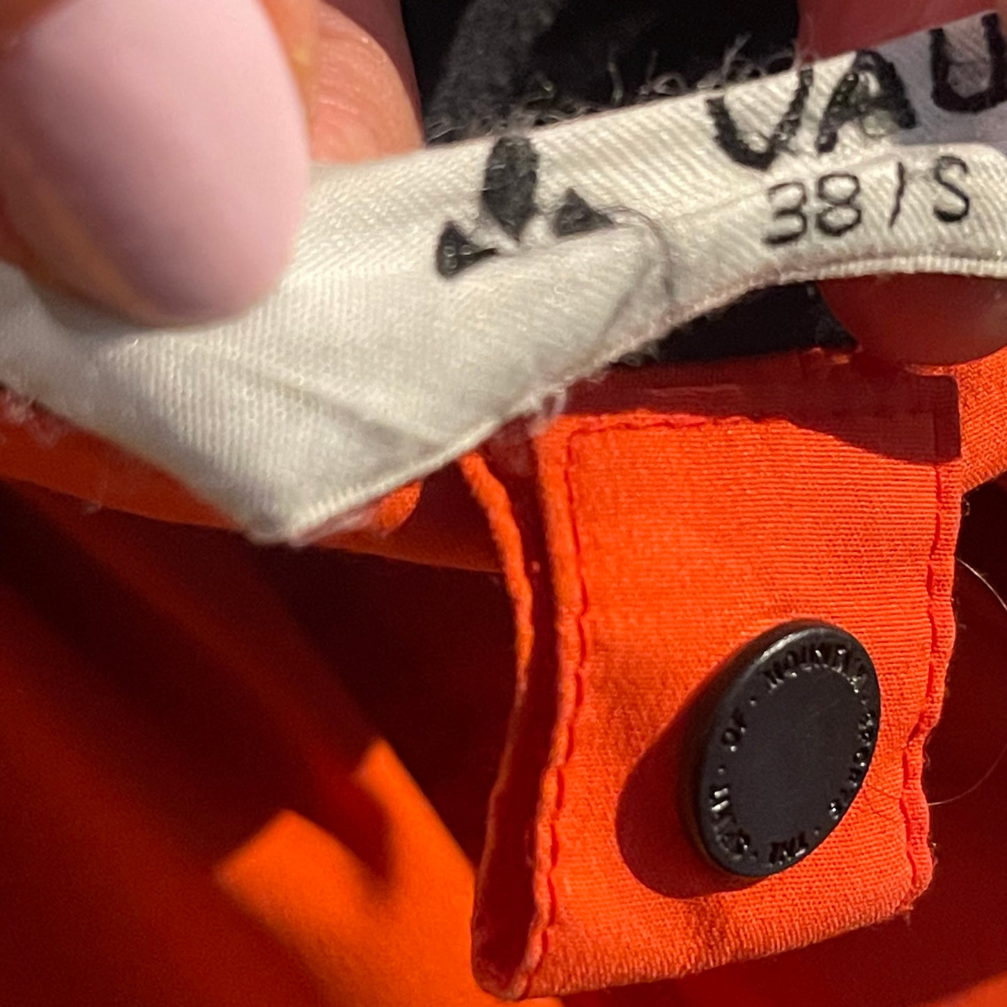 Regen Jacke von Vaude (M Damen) korallenrot Hardshell