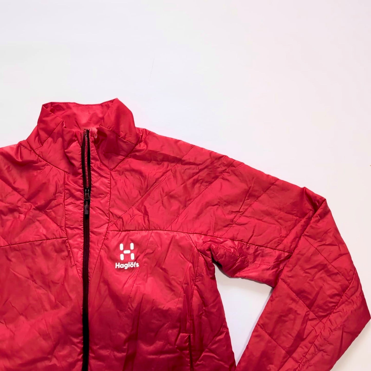 Ultraleichte Isolations Jacke von Haglöfs (S Damen) Kunstdaune rot