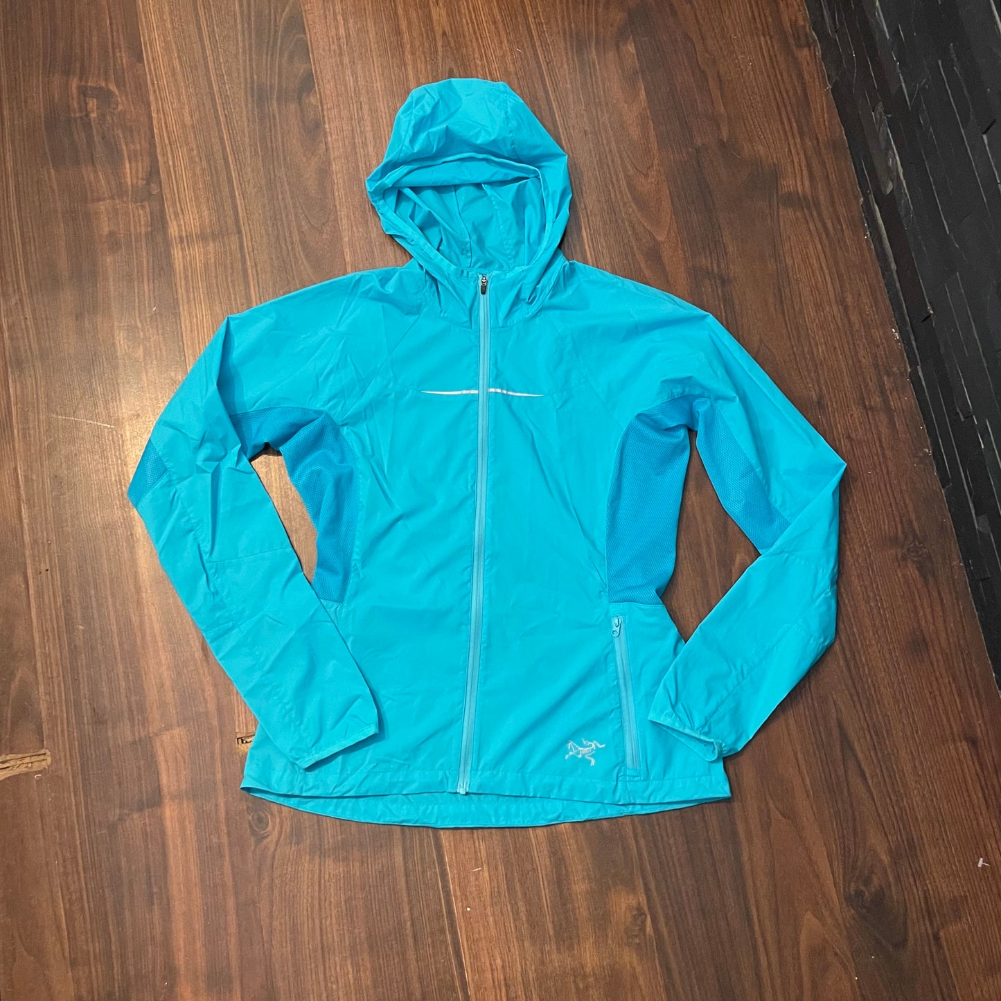 Jacke von Arcteryx (S Damen) Windbreaker blau NEU
