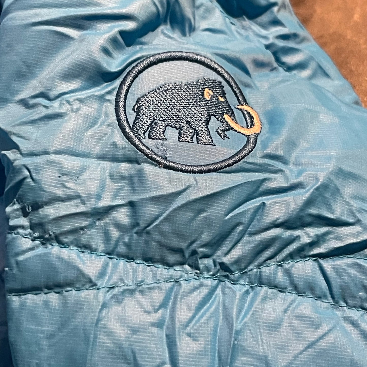 Daunen Jacke von Mammut L (Damen) blau