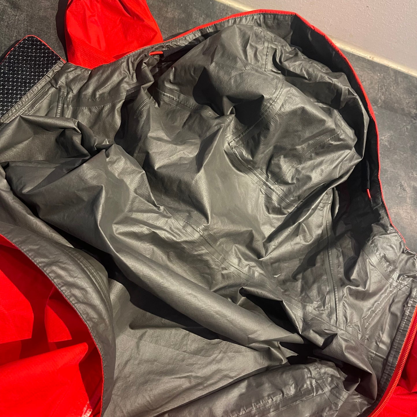 Leichte Hardshell Jacke von Haglöfs (XL Damen) GoreTex rot
