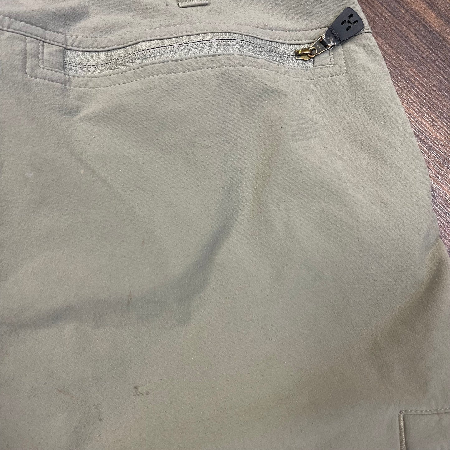 Ultraleichte Softshell Hose von Haglöfs (S Damen) elastisch olive beige