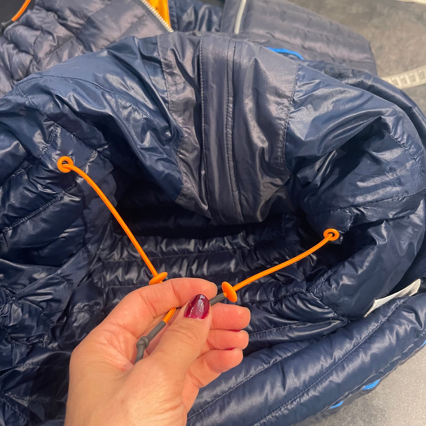 Lange Daunen Jacke von Mammut Eiger (L Damen) Parka dunkelblau