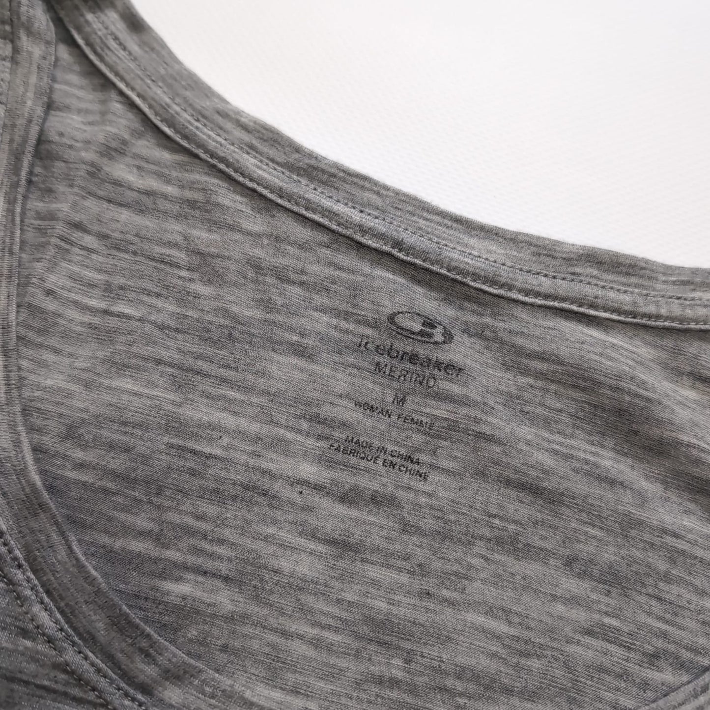 Tank Top von Icebreaker Merino (M) Sport Shirt grau Künstler Print