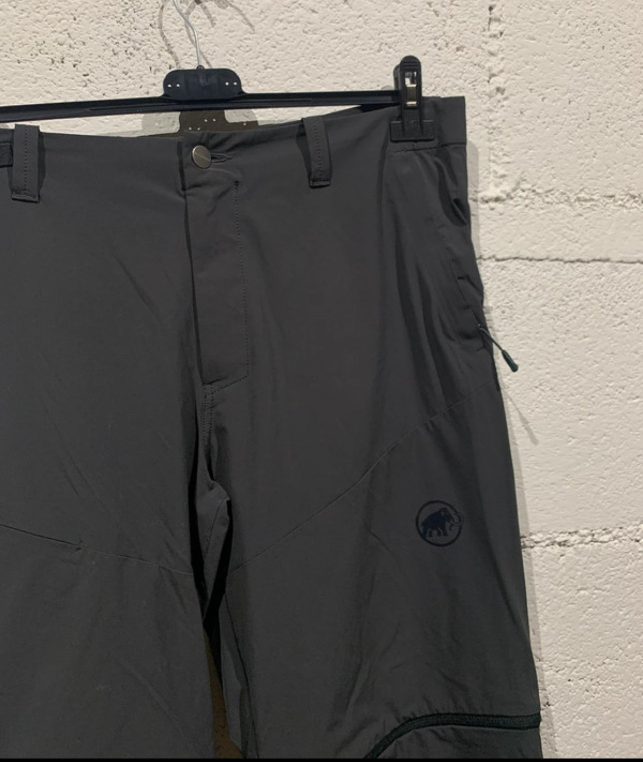 2 in 1 Hose von Mammut (L /XL Herren) Zip-Off wasserabweisend dunkelgrau
