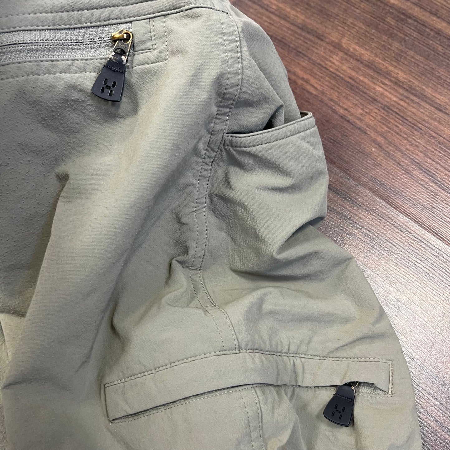 Ultraleichte Softshell Hose von Haglöfs (S Damen) elastisch olive beige