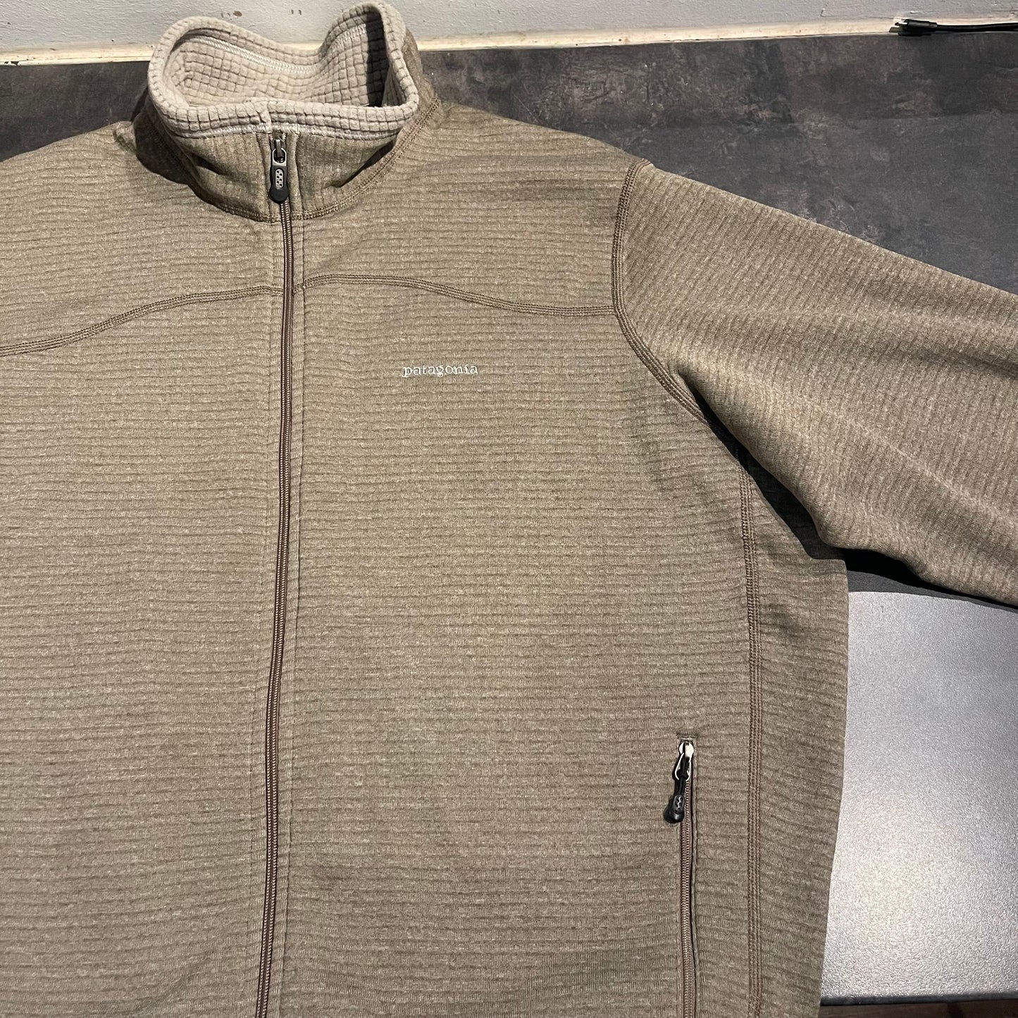 Patagonia Fleece Jacke R1® Polartec (XL Herren) beige-grau