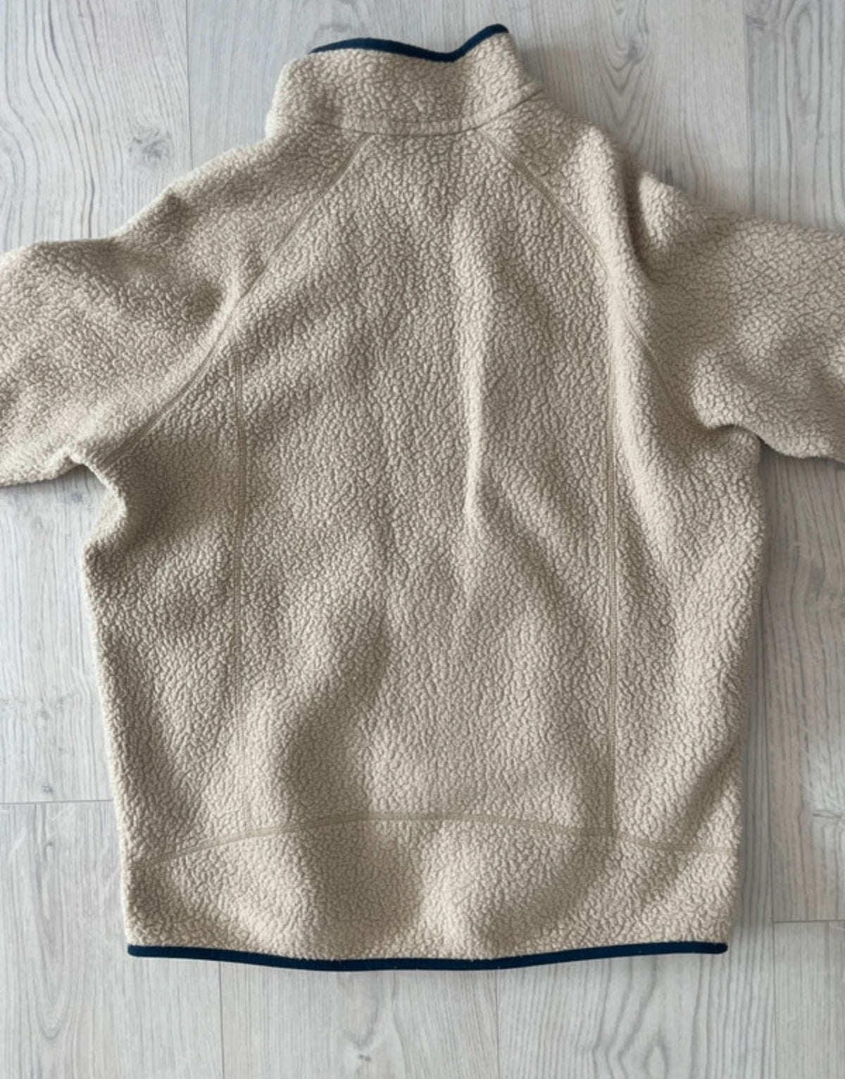 Patagonia Fleece Jacke (L Herren/XL Damen) Retro Pile creme