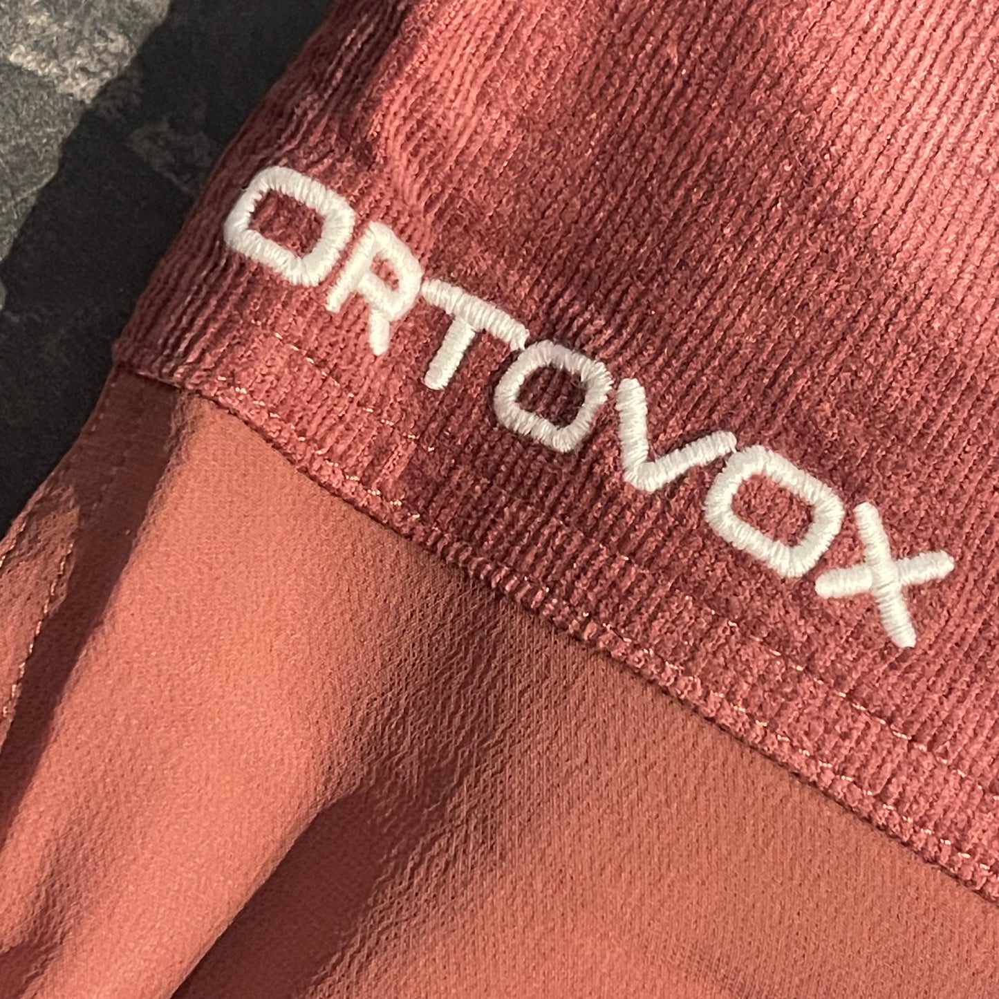 Trekking Hose von Ortovox mit Merino (S Damen) Cord beerenfarbig