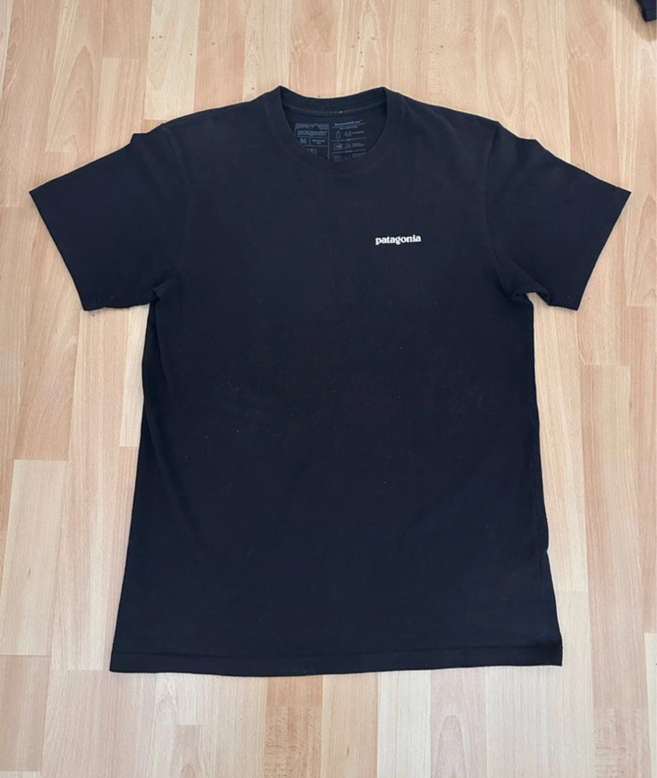 Patagonia T-Shirt (L Herren) Organic Cotton schwarz mit Backprint