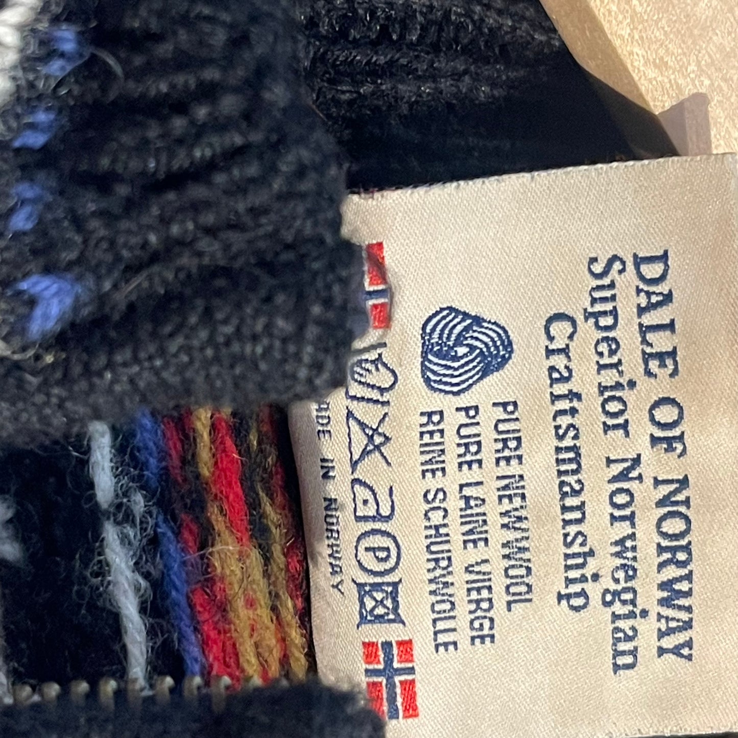 Strick Pullover Dale of Norway (M Herren / L Damen) Zipper schwarz mit Muster
