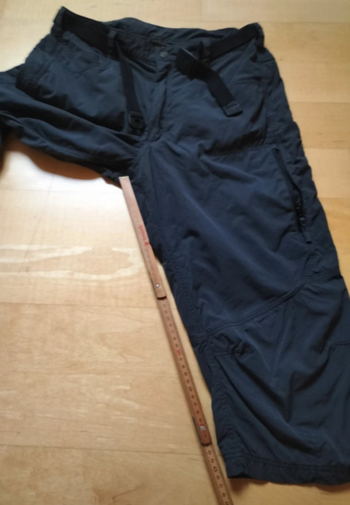 Kurze Hose von Salewa (L /XL Herren) technische Shorts dunkelgrau