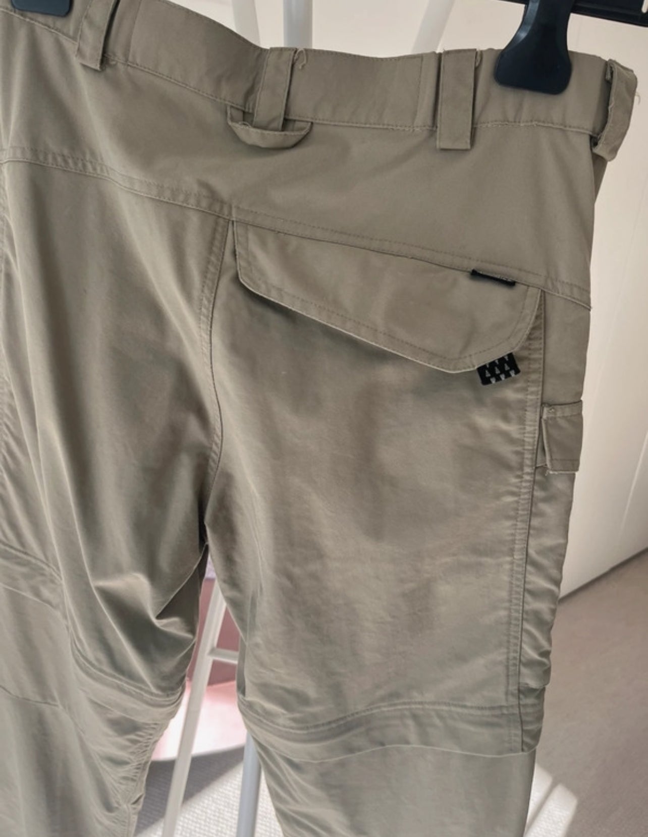 Zip Off Hose von Haglöfs (S Herren) 2in 1 Hose / Shorts beige
