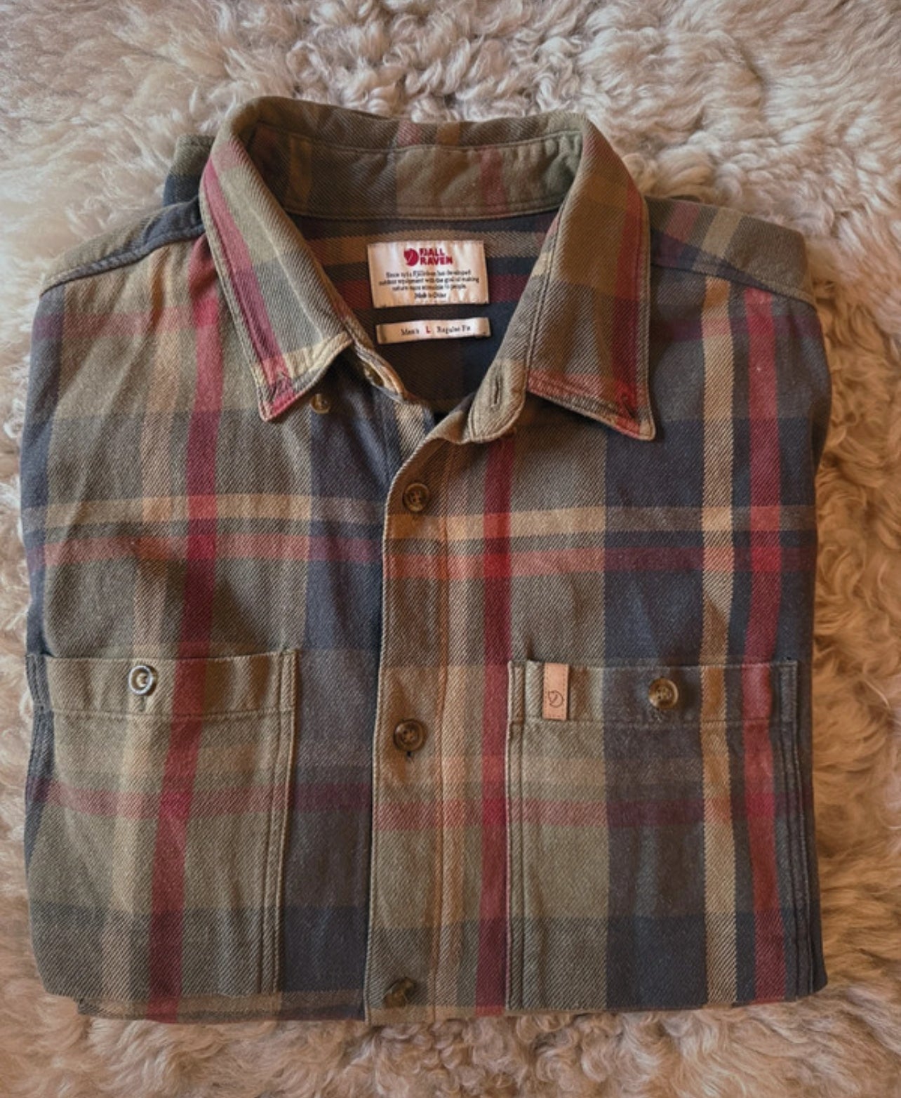 Hemd von Fjällräven (L :50 Herren) 100% Baumwolle khaki rot kariert