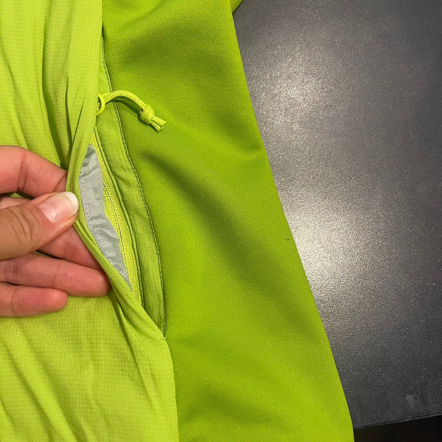 Jacke von Arcteryx Atom LT (S Damen) hellgrün