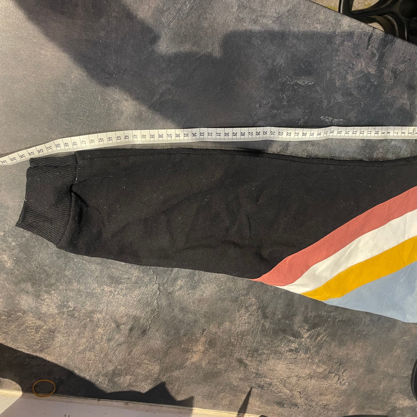 Hoodie von Kaotiko in Größe L / XL schwarz bunt