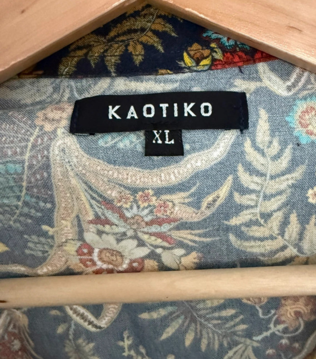 Hemd von Kaotiko (XL Herren) schwarz bunt