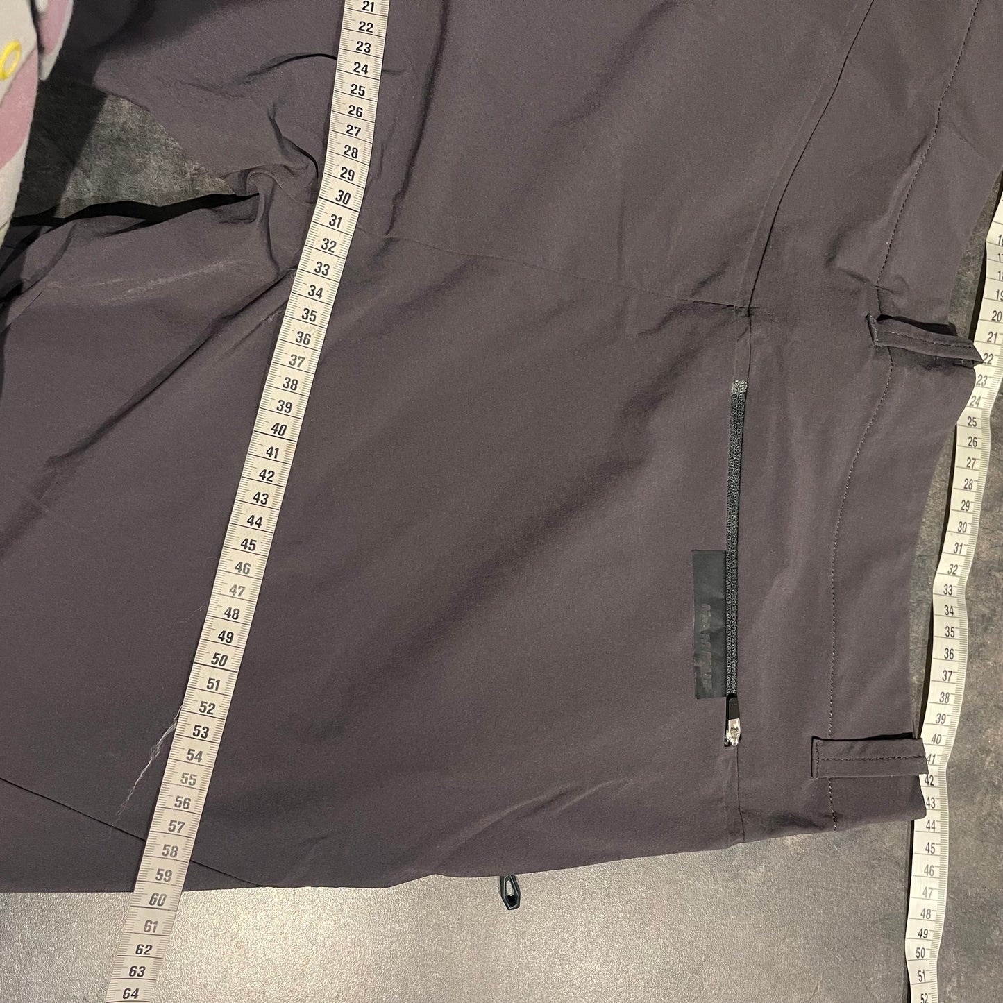2 in 1 Hose von Mammut (L /XL Herren) Zip-Off wasserabweisend dunkelgrau