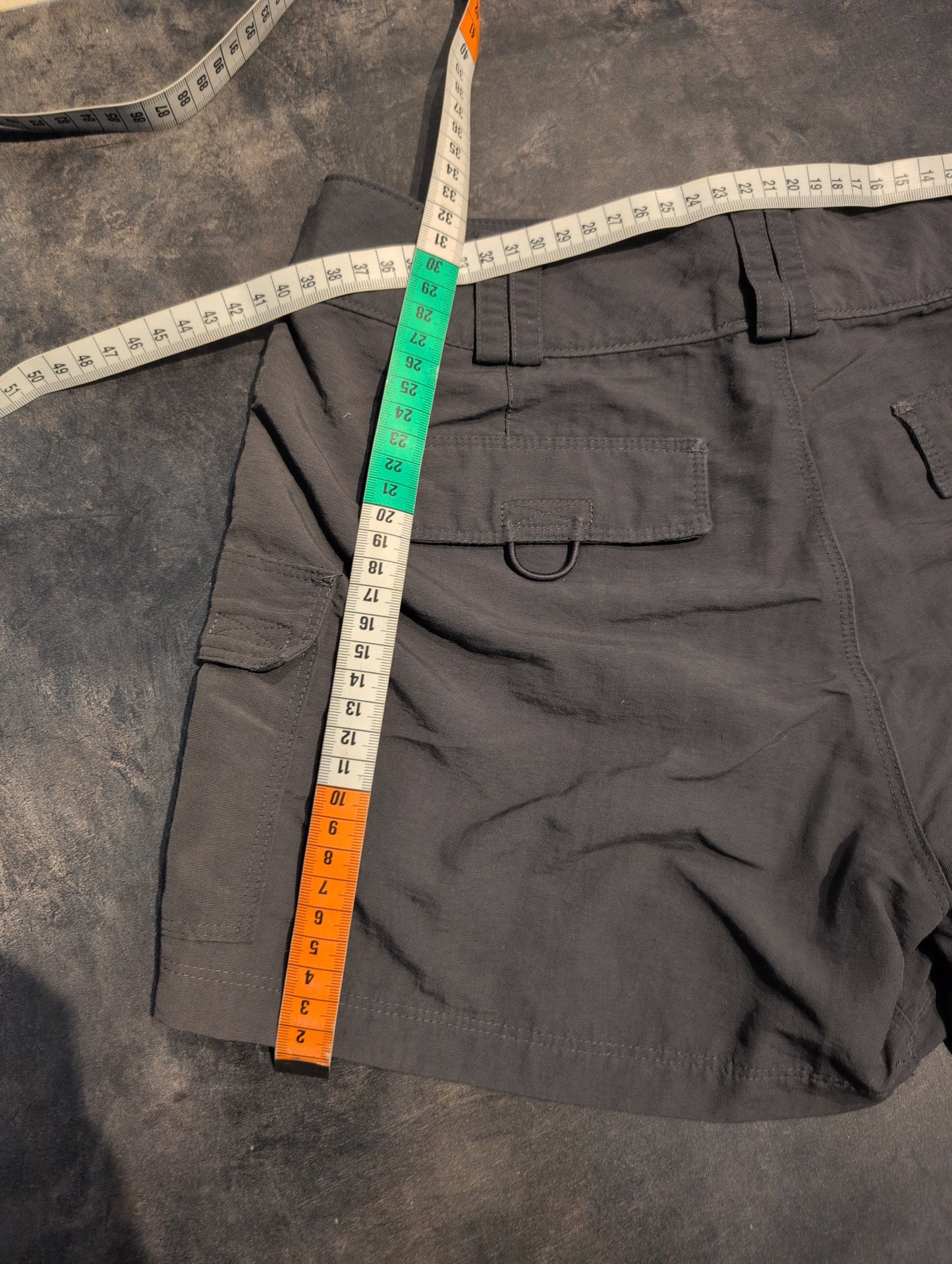 Kurze Wanderhose The North Face (XS Damen) Shorts grau